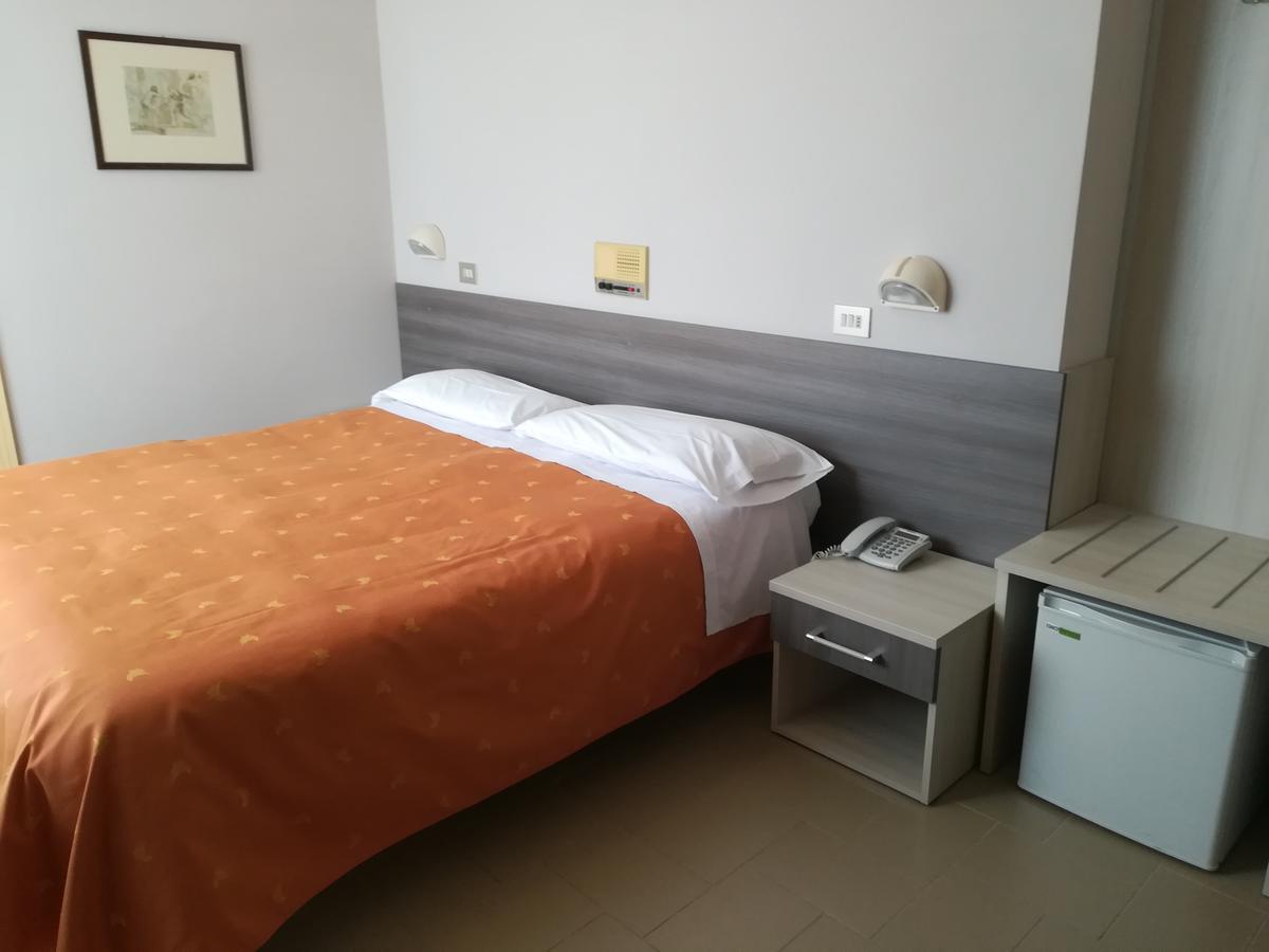 Hotel Saturno 끼안챠노테르메 외부 사진